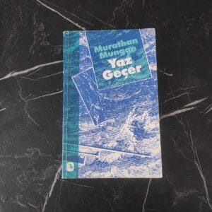 Yaz Geçer - Murathan Mungan